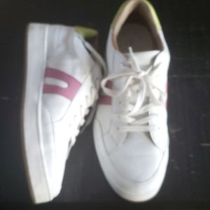 Lucky Brand HINTA women's sneakers sz 9.5